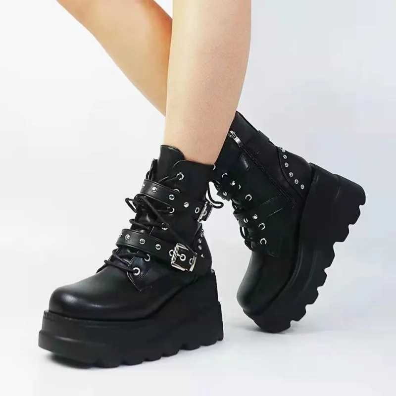 Nuove donne Pu Stivaletti in pelle alla caviglia Donna Autunno Inverno Punta tonda Scarpe stringate Donna Piattaforma moto Stivali gotici Cosplay T2