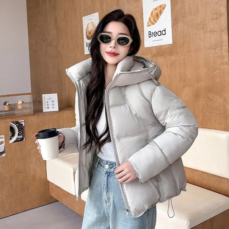 2026 Fashion Puff Down Cottonpadded Jacket Womens Winter Hooded Short Parkas Thicken Warm Coats Student Loose Bread Outerwear 260922
