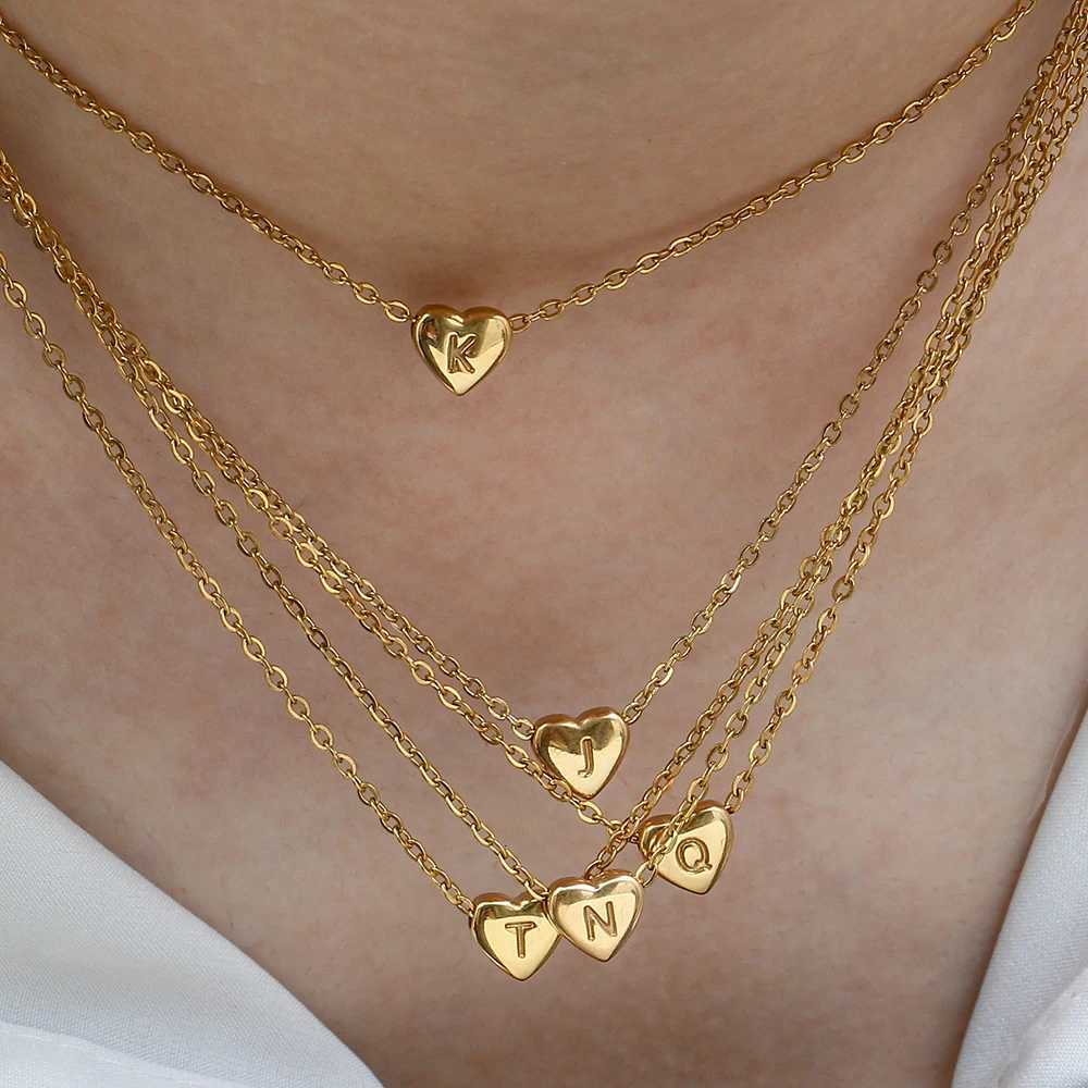 Pendant Necklaces Ladies Minimalist Small Love Initial Necklace Jewelry Stainless Steel 18k Gold Plated Mini Heart Shape Letter Pendant Necklace X26