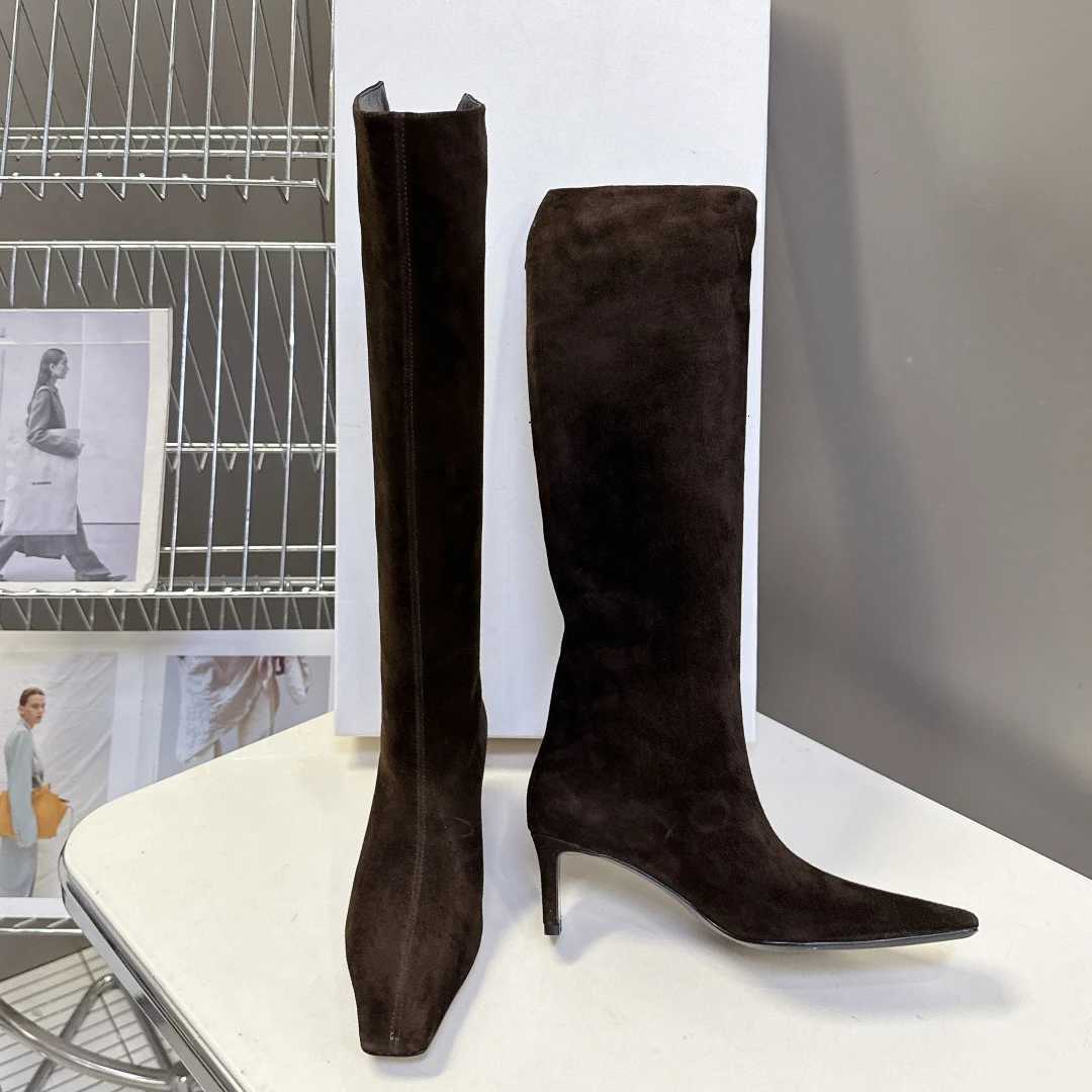 Designer Elegant Boots 2026 Long Boots Large Size Pointed Luxury Toe Thick Heel KnightBrand Boots Women's Autumn Winter New Style J260922