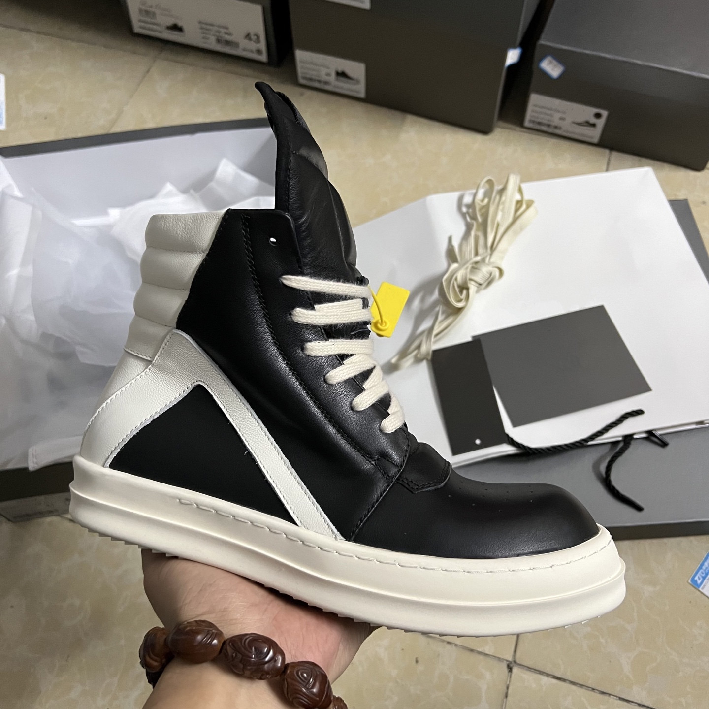 designer boots men women sneakers designer shoes van low top geobaskets cowboy boots canvas trainers high top leather winter boots rubber soled casu