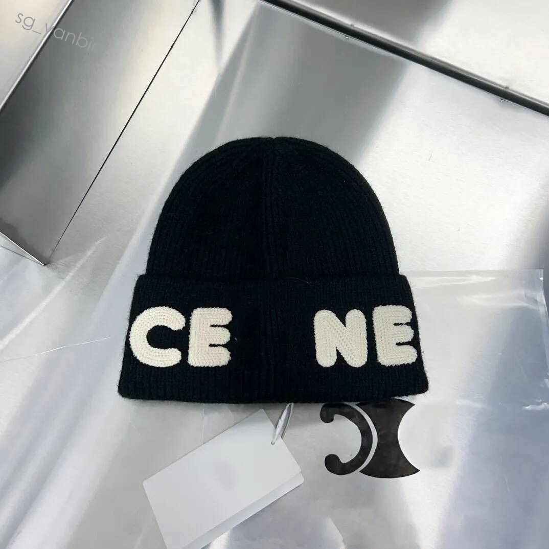 Designer Beanie mens womens beanie hat luxury bonnet winter skull caps outdoor warm knitted beanies Fuzzy ball cap girl boy mutze quality hats St