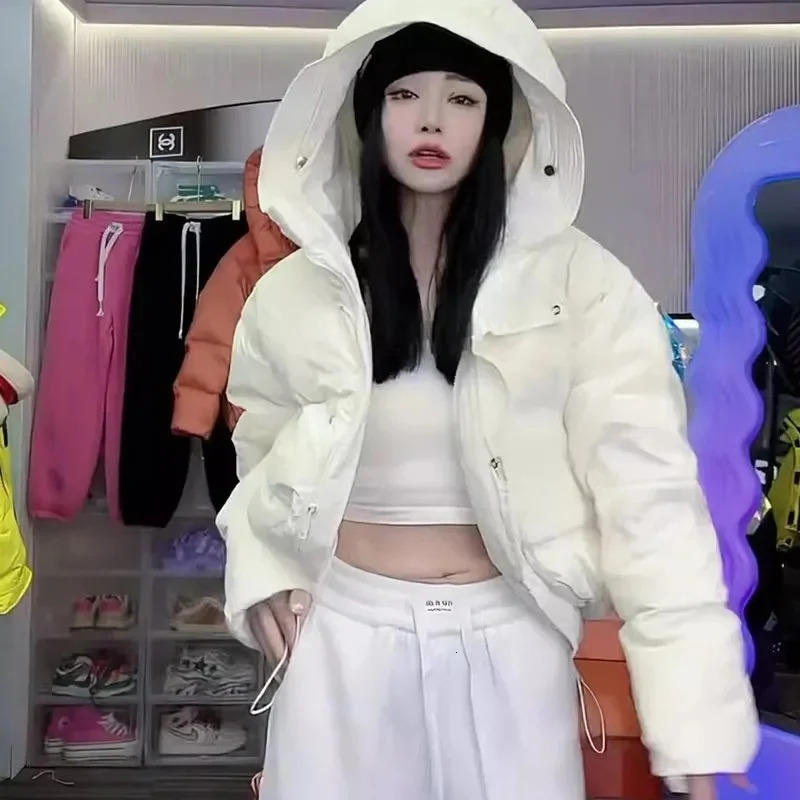 Warm Cotton Padded Coat Winter Women 2027 Jacket Parkas Short Bread Outerwear Fashion Down Jackets Female Tops 260921
