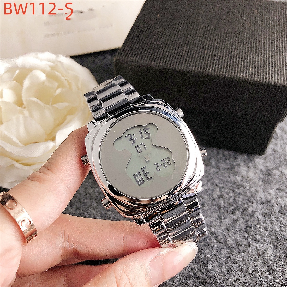 Mode chaude femmes filles argent or en acier inoxydable rond chaîne creuse petits animaux Bracelets bijoux un cadeau