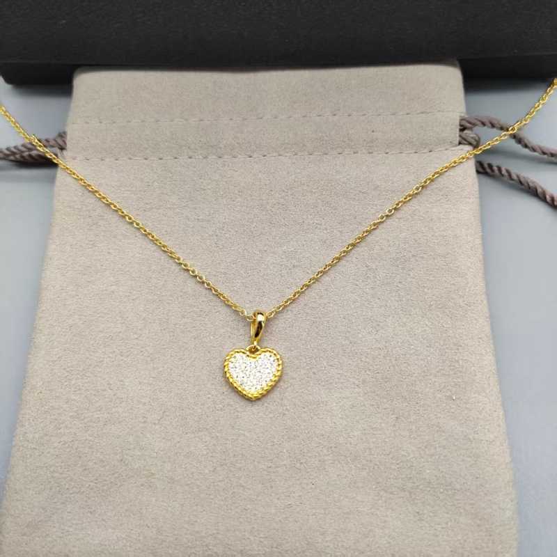 Designer Necklaces 18k gold Fashion Full Diamond Heart Necklace Women Engagement Wedding Luxury High Quality Fine Jewelry Accessories suitable weddi