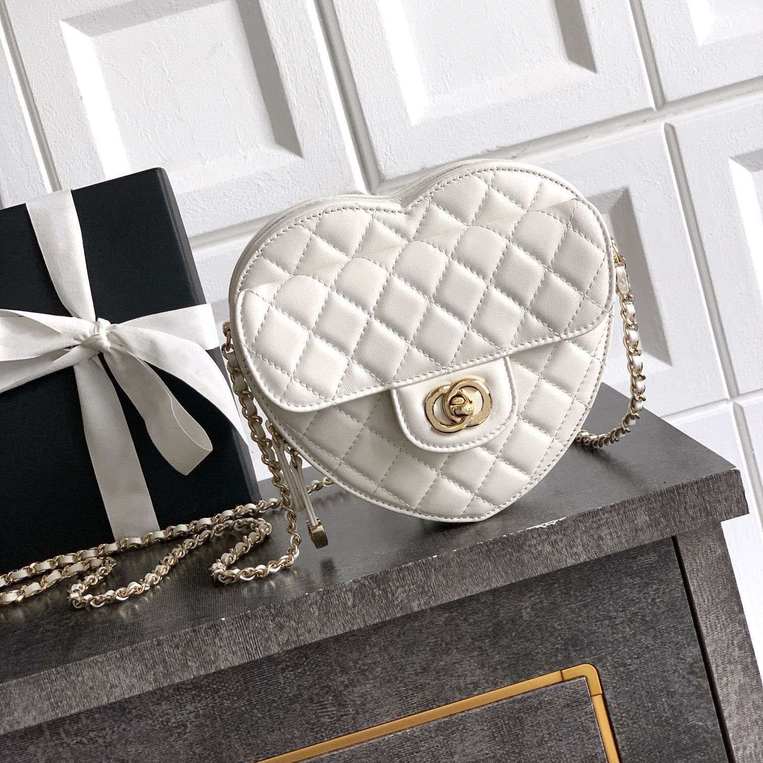 Luxury Women Shoulder Bag Chain Handbag Double Letter Buckle Caviar Pattern Sheepskin Solid Color Evening Bag Mini Crossbody Bag