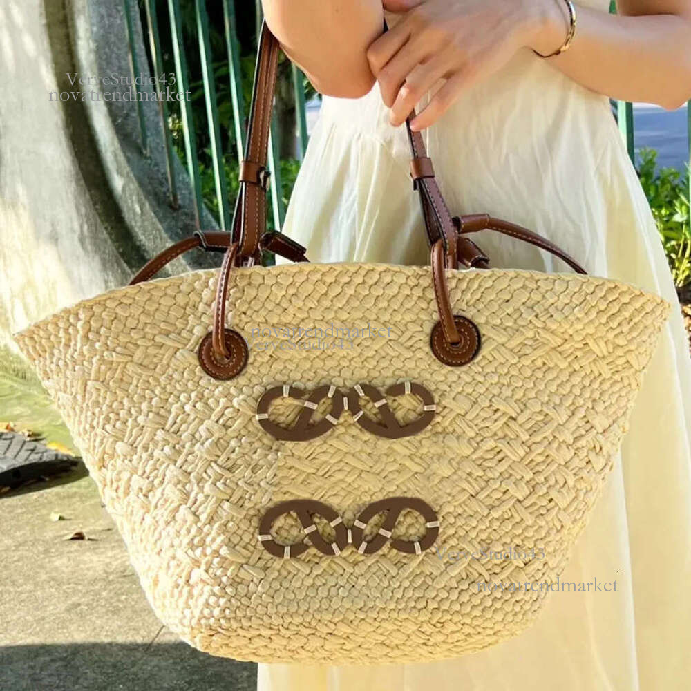 beach bag Designer Bag beach Luxury Straw Basket High Quality Fashion Knitting Totes Classic Handbags Large Capacity Women's Commuting Shopping