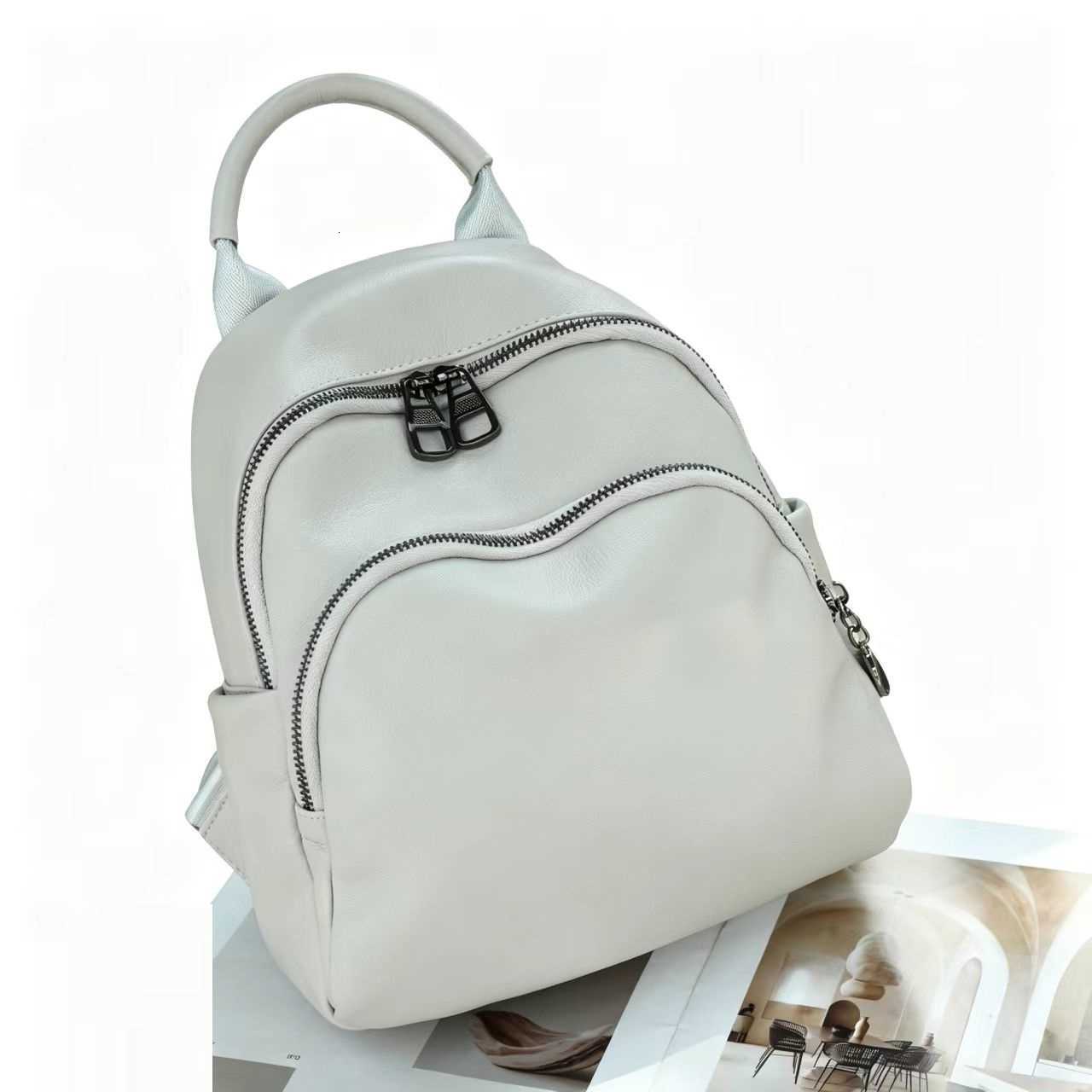 Zaino casual stile 2026 Nuovo zaino in vera pelle Donna Borse a tracolla in vera pelle di mucca Borsa da viaggio Tote da viaggio in pelle di vacchet