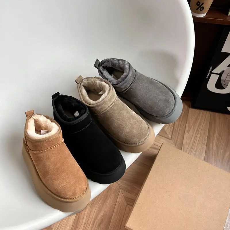 2026 New Winter Snow Boots Ladies Platform High Heel Shoes Women Ankle Boots Luxury Designer Classic Ultra Mini Fur Boot T260922