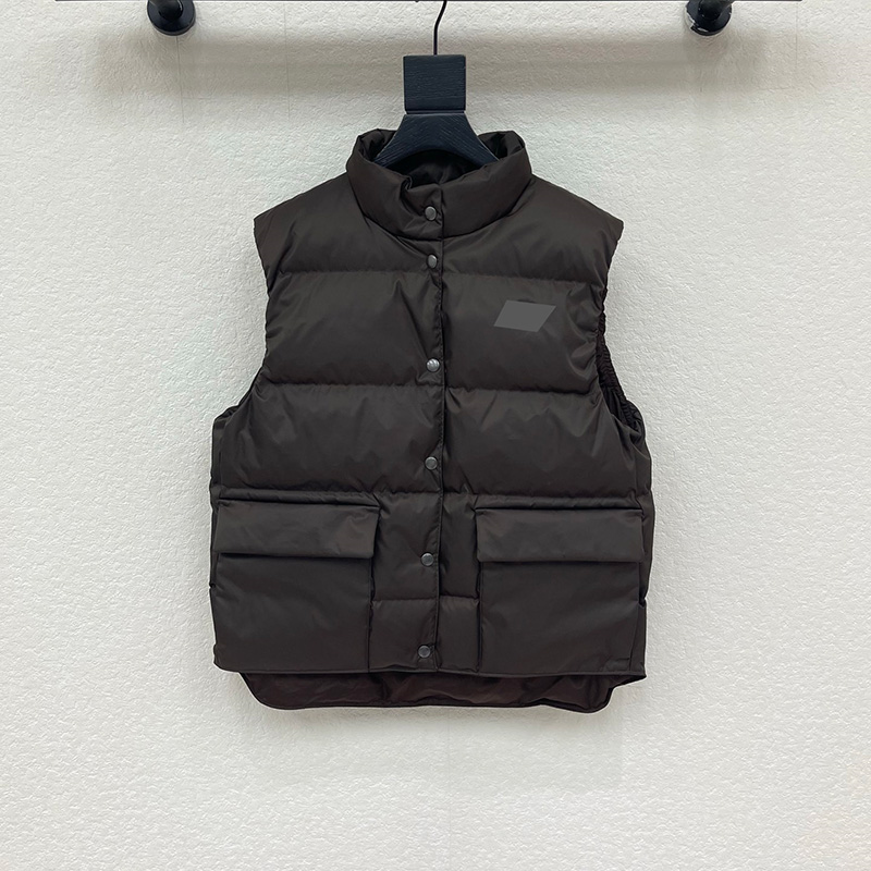 Designer Women Warm Puffer Vest Stand Collar Sleeveless Zip Up Casual Waistcoat Autumn Winter Daily Outdoor Street Style Padded Vest Jackets