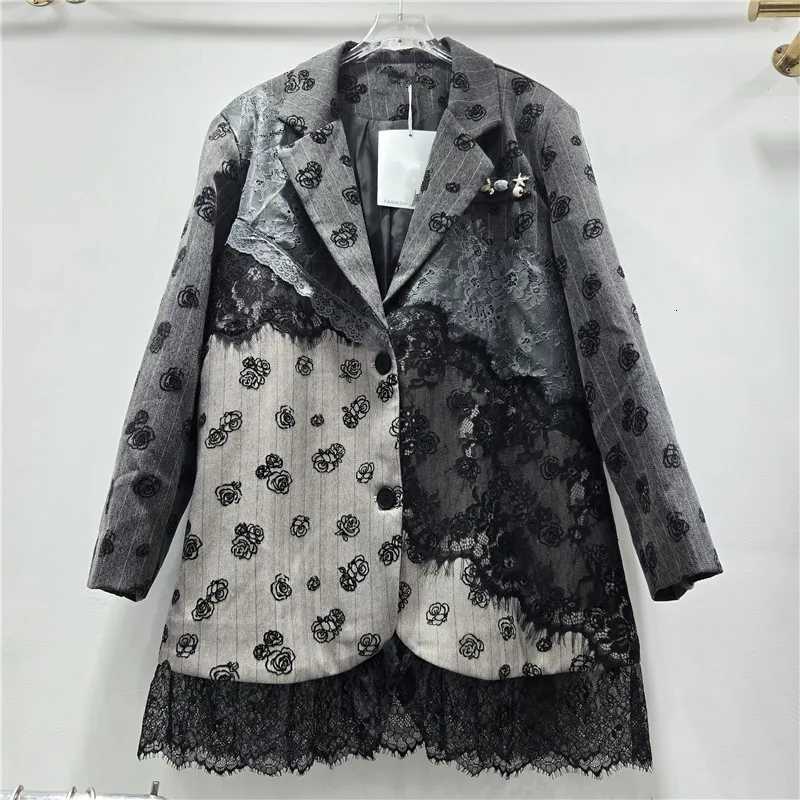 Women's Jackets SuperAen 2026 Spring and Summer New European and American Style Fashionable and Elegant Patchwork Lace Plaid Women's Coat