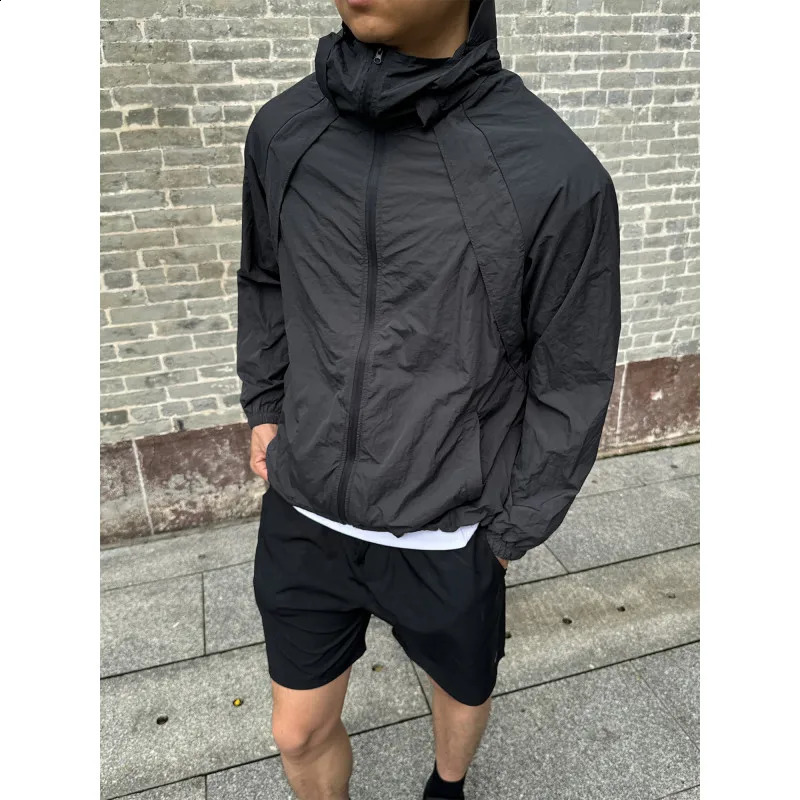 Mens Summer Cooling Sun Protection Jacket UPF50 Quick Dry Breathable Hooded Windbreaker for Outdoor Hiking Camping Cycling 260921