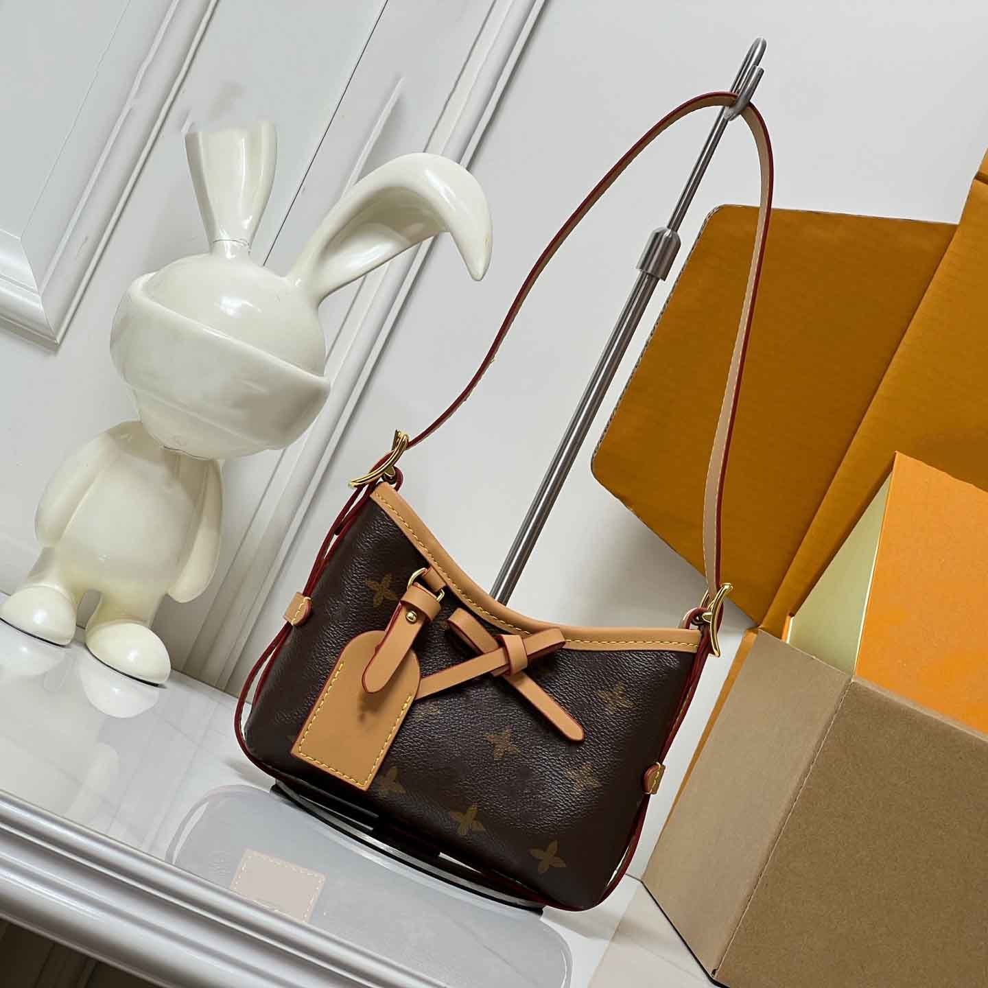 2026 Womens Luxury Designer Mini Totes Bags Leather Handbag Shoulder Bag Crossbody Bag Coin Wallet Bag Pendant Earphone Bag And Other Small Items
