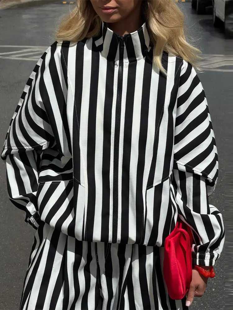 Stripe Vertical Baseball Two Sets Piece Outfit Stand Collar Zip Up Jacket Elastic Waist Wide Leg Pants Loose Women Casual 2026 High Street Set N2609