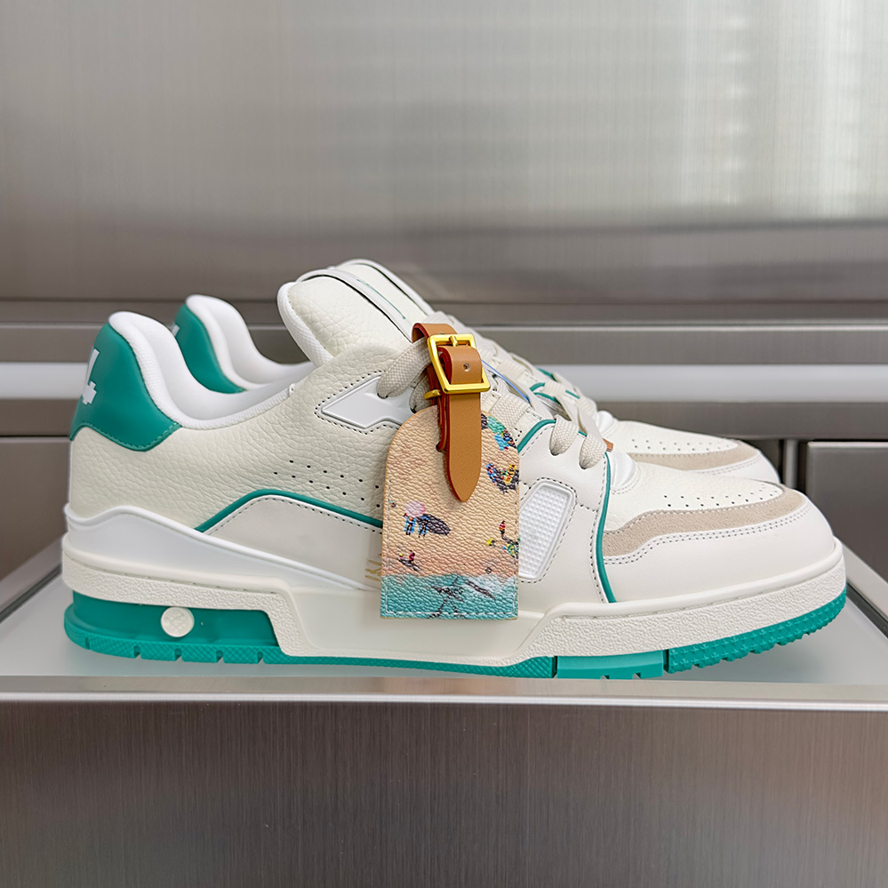 Designer luxury sneakers for men, trendy white shoes, sporty thick-soled height-increasing versatile couple's casual shoes for women