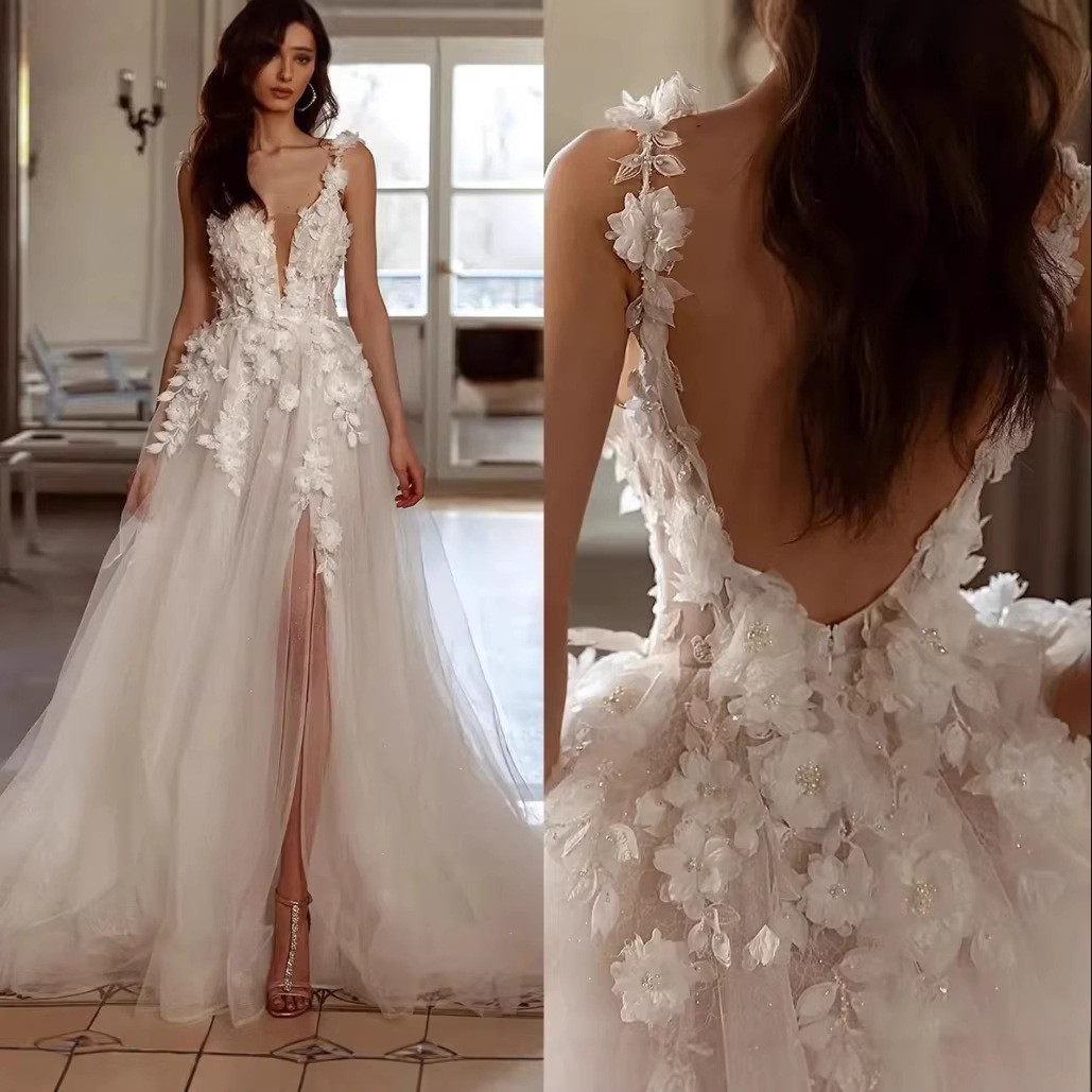 Elegant Boho Wedding Dresses V-neck Straps Pearls Lace 3D Flowers Tulle Split Boho Bridal Party Gowns Beach 2027 Summe Vestido de Novia Robe De Mari