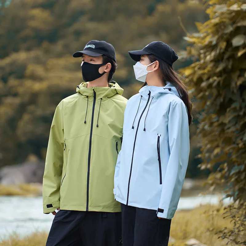 Women's Jackets Thin Autumnal Women's Outdoor Casual Hiking Jacket Windproof Waterproof Single-layer Fleece-lined Coat for Couples C260921