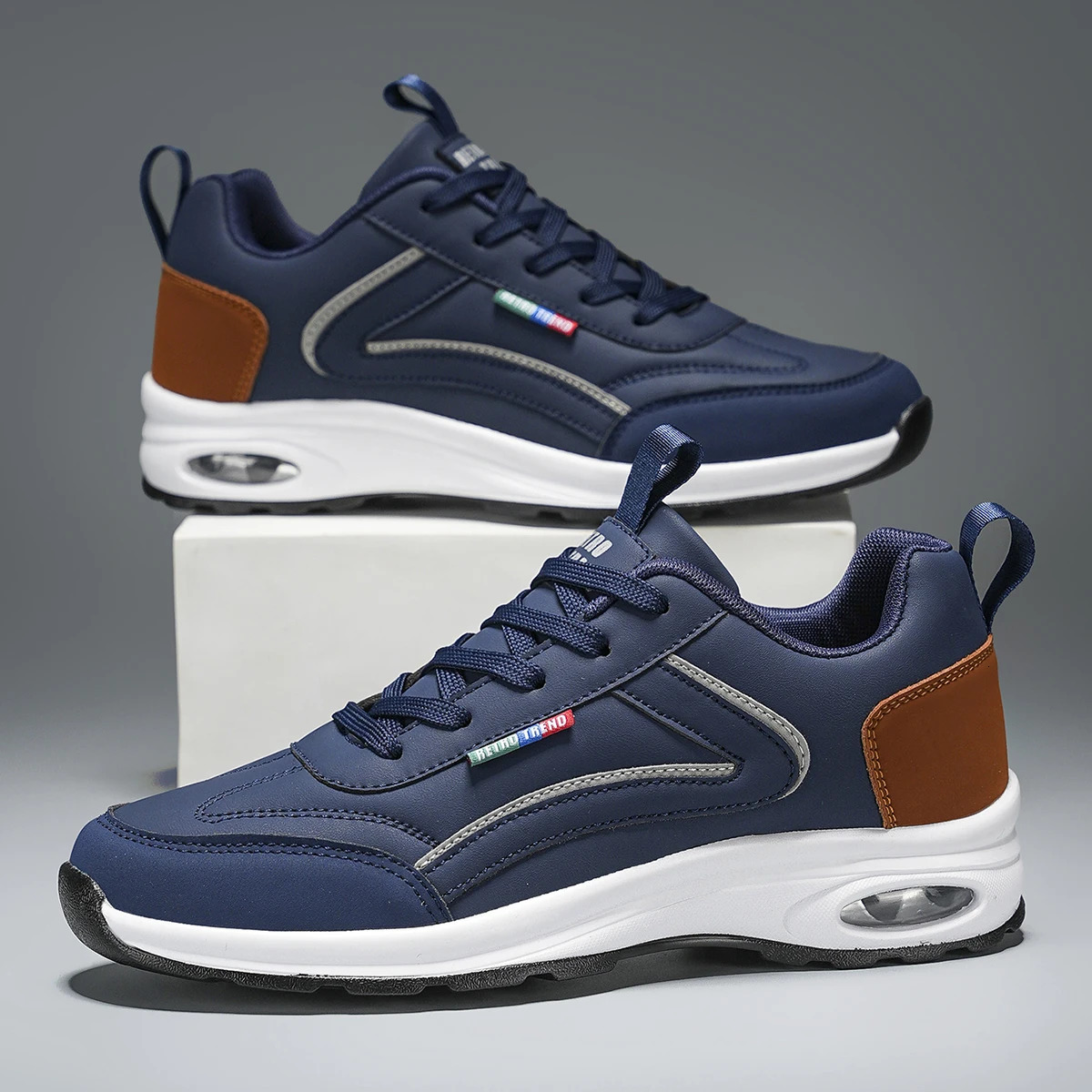 Men's Large Size Sports Shoes Outdoor Hiking Running Comfortable Casual Versatile Fashionable Training Shoes for Couples 260922