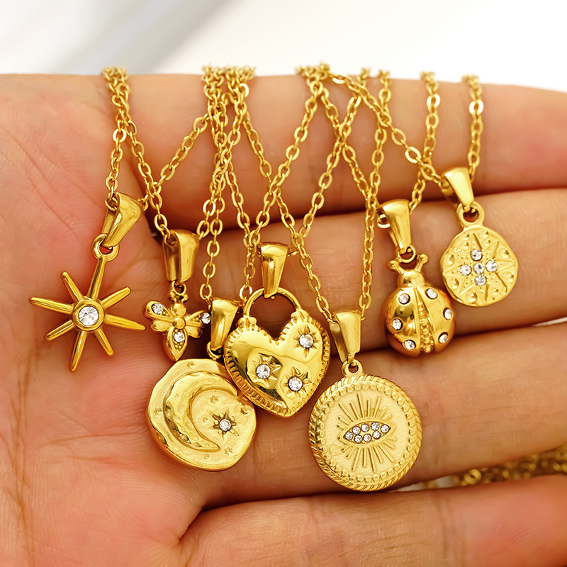 Dainty Gold Necklace Waterproof 18K Gold Plated Love Heart Star Moon Pendant Necklaces for Women Trendy Fashion Waterproof Jewelry Crystal Jewelry G
