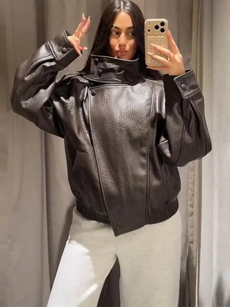 2026 Autumn Womens Faux Leather Jacket Brown Black Long Sleeve Stand Collar Thick Loose Lady Coat Fashion Motorcycle Streetwear 260922