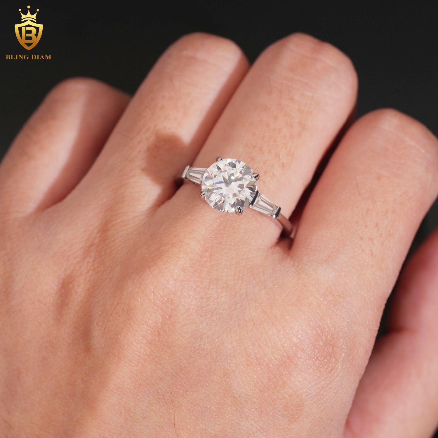 Trendy Ring 925 Sterling Silver VVS Moissanite Ring for Women Promise Engagement Wedding Band