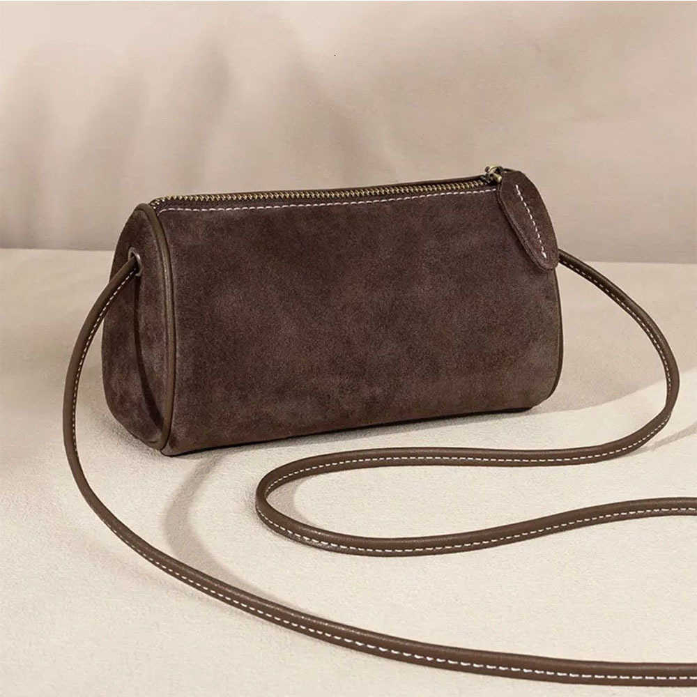 Cross Niche Body New Simple and Stylish Matte Pu Pen Holder Cylindrical Women's Small Crossbody Bag H260922