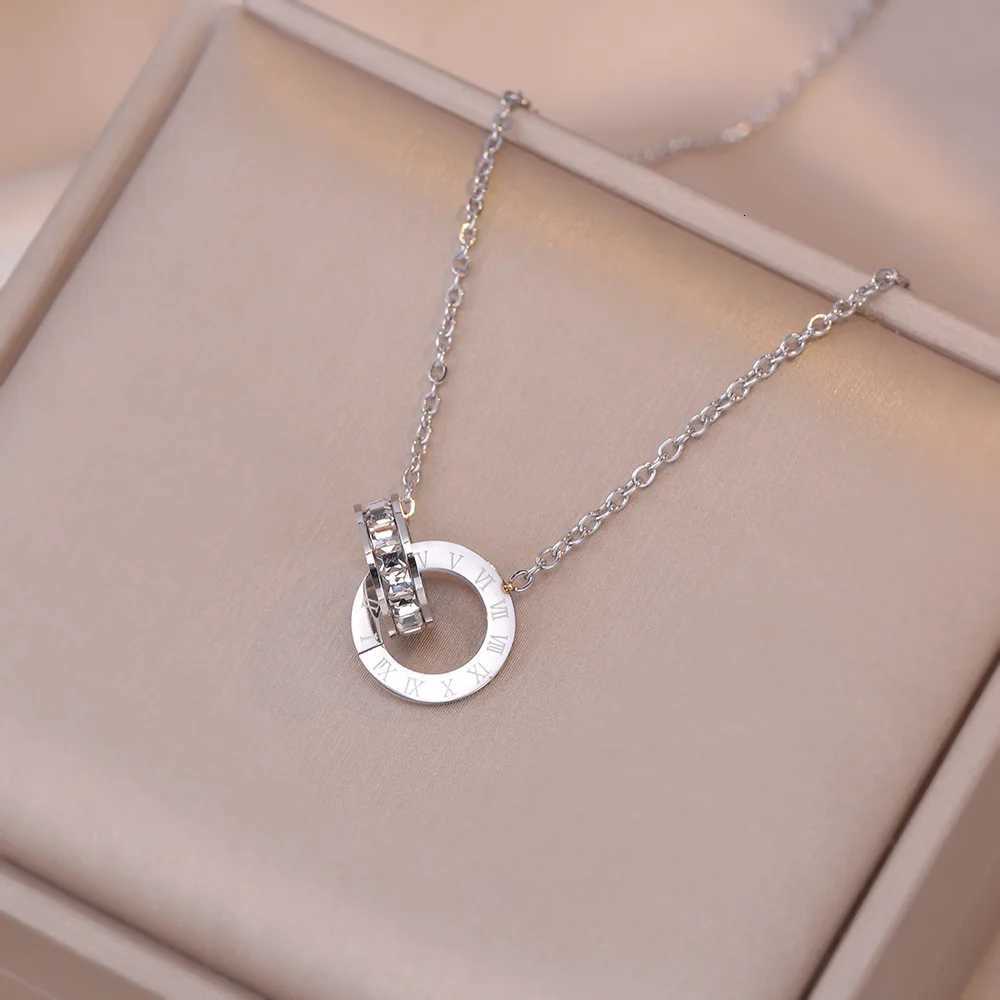 Pendant Necklaces Luxury Elegant Crystal Circle Choker Fashion Roman Digital Stainless Steel Gold Silver Color Pendant Necklaces for Women Jewelry X
