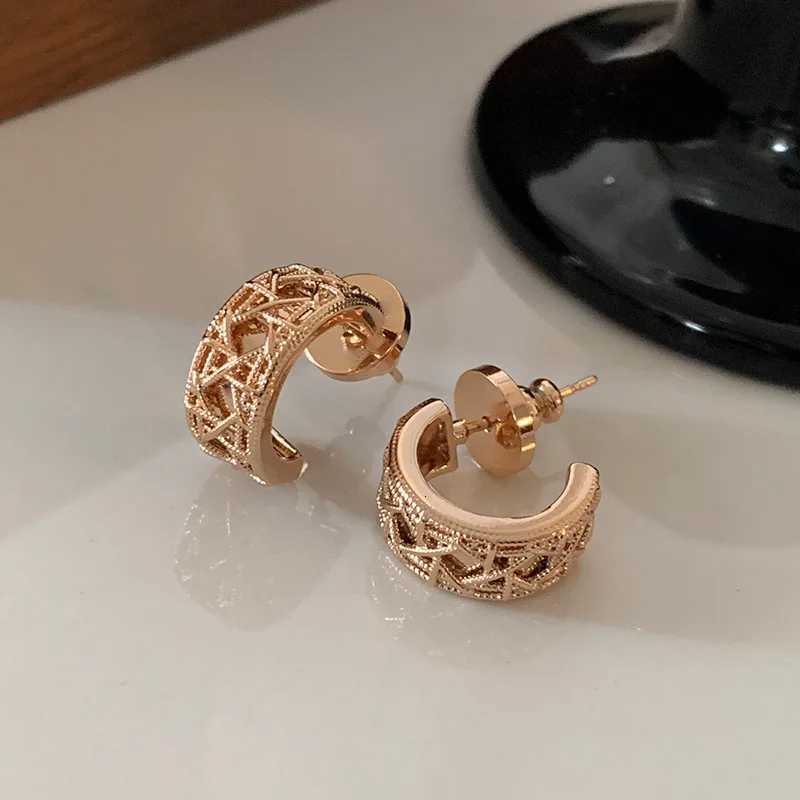 Stud Rose Gold Hexagram Round Stud Earrings for Women 18K Gold Plated Premium Earrings Light Luxury Vintage Style Jewelry Gift X260921