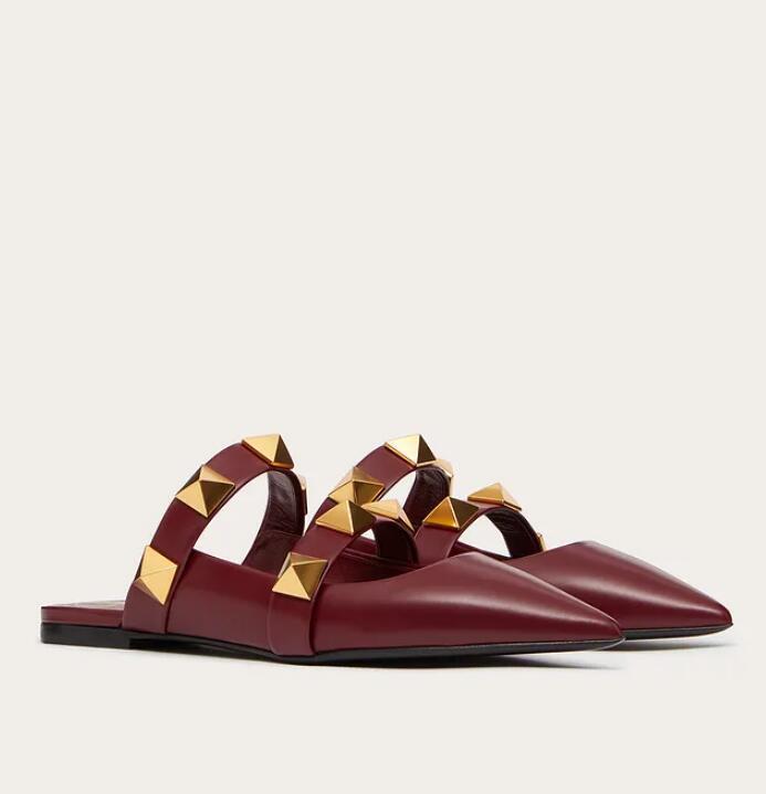 Luxury Brand Summer Roman Upstud Mule Sandals Calfskin Leather Rivets Straps Slipper Women Sexy Sandalias Beach Slides Lady Comfort Walking Shoes