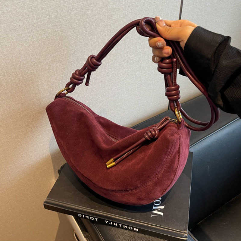 Super Cross Body Faux Suede Popular Niche Suede Shoulder Bag for Women 2025 Hot Sale Single Crossbody Bags Underarm Dumpling Sweet Bags H260922