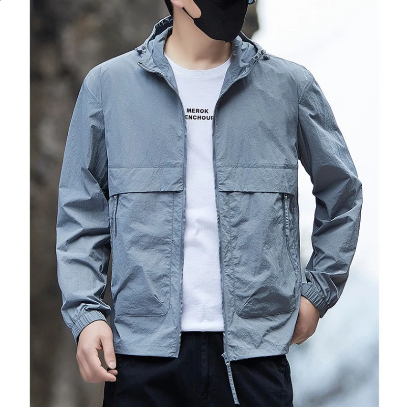 UPF50 UV Protection Jacket Men Quick Dry Windbreaker Outdoor Sun-Protective Thin Hiking Fishing Cycling Hooded Sport Coats Men 260921