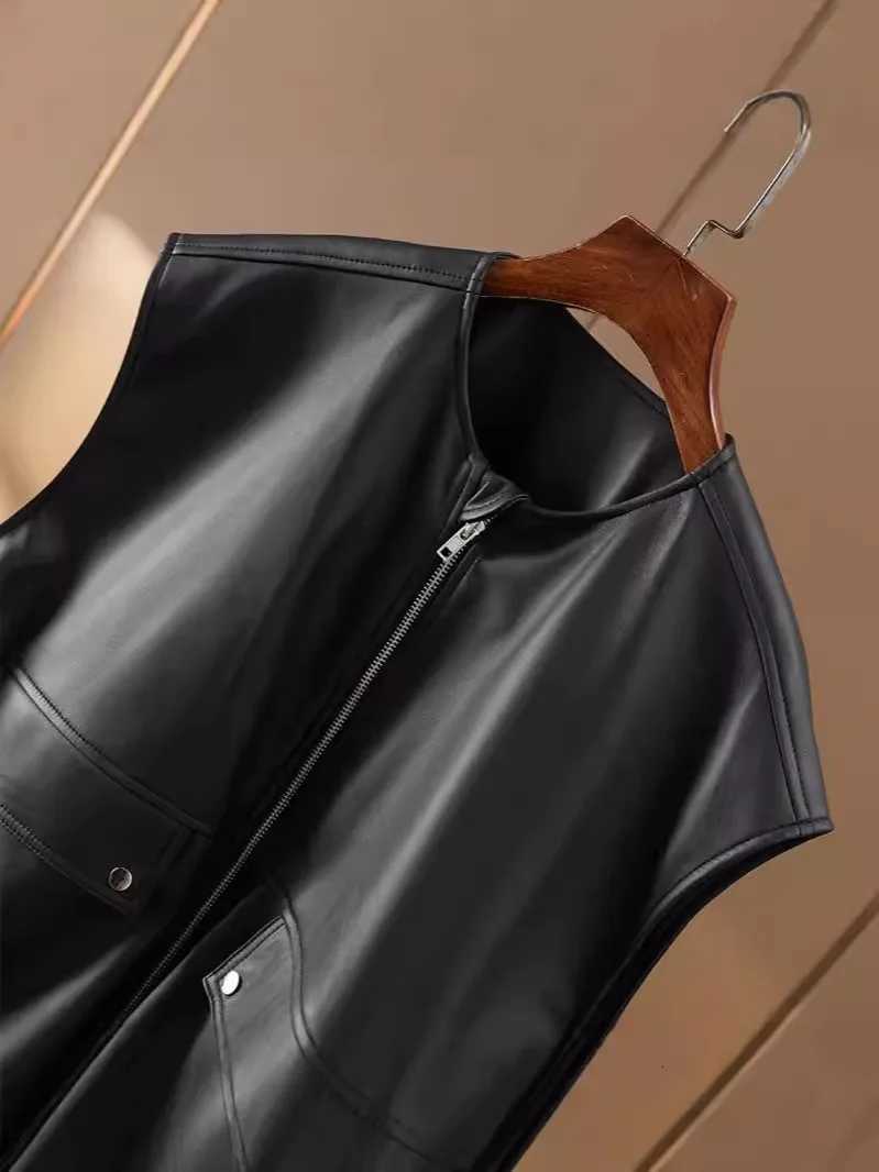 Genuine Leather Women's Vest Short Black Sheepskin Jacket Loose Fit Trendy Top for Spring And Autumn C260921