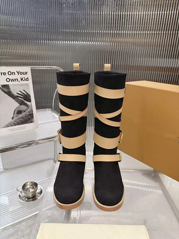 Designer shoe European American large-size pointed-toe boots, 2026 autumn and winter new style, over-the-knee cuffed fashion boots that showcase fem