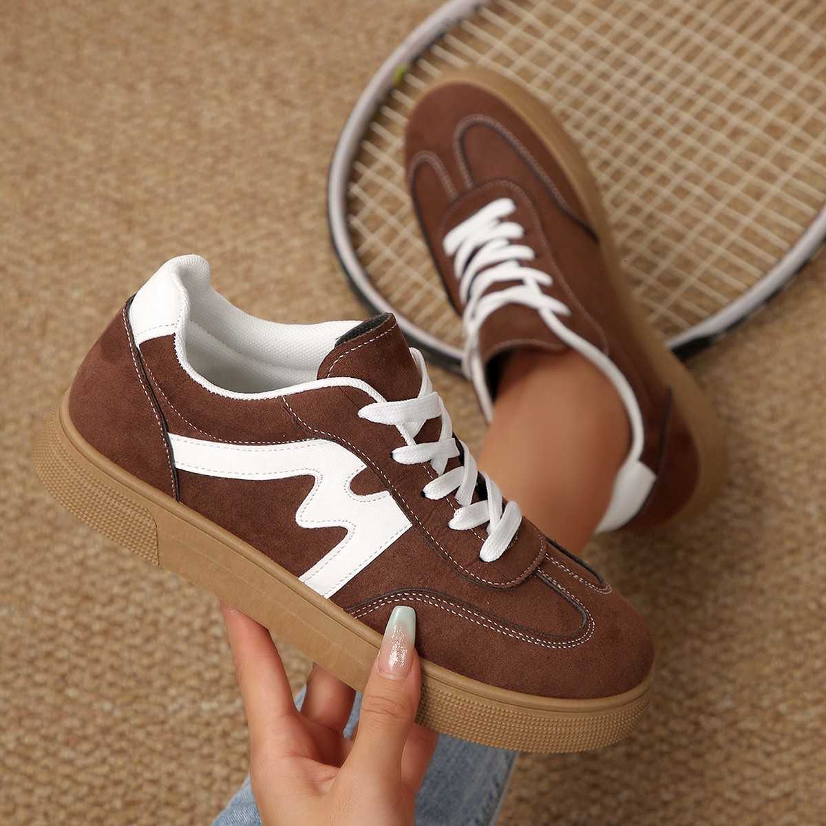Shoes Women Vintage German Casual Trainer Sneakers Brown Faux Suede Lace-Up Platform Gum Sole Non-Slip Casual Walking Shoes Zapatillas D260922