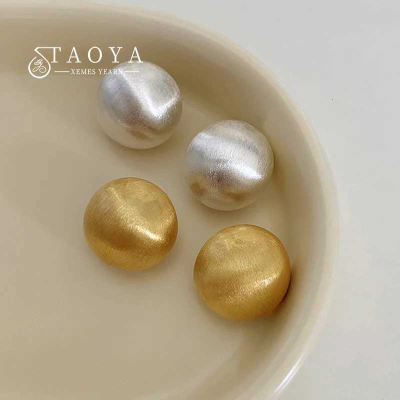 Stud Luxurious Simple Design Brushed Frosted Metal Semicircle Earrings 2025 New Jewelry For Women Christmas Party Fashion Accessories X260921