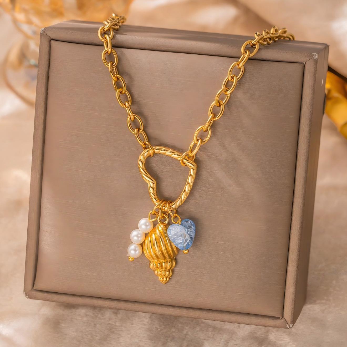 bestseller gold Heart-shaped chain with shell pearl and blue heart pendant necklace, stainless steel 18K gold-plated jewelry wholesale