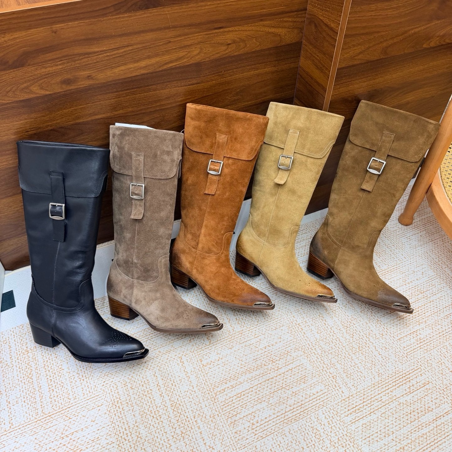 Leather Pointed Toe Chunky Heel Knee Boots Luxury designer women slip on long boots Fashion fall winter ladies luxu suede boots Leather sole Factory