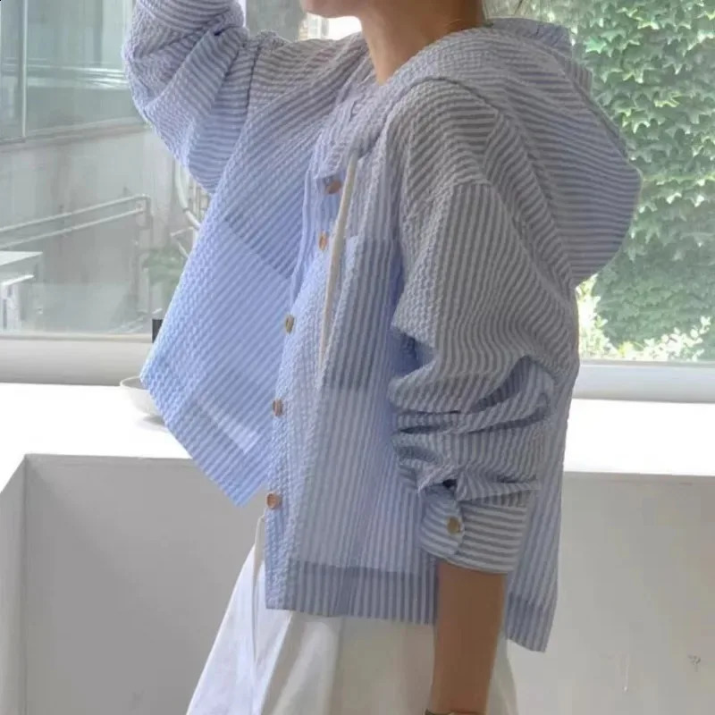 Korean Chic Breathable Stripe Contrast Color Hooded Shirt for Women Loose Long Sleeve Sunscreen Short Fit Single Match All Seaso 260920