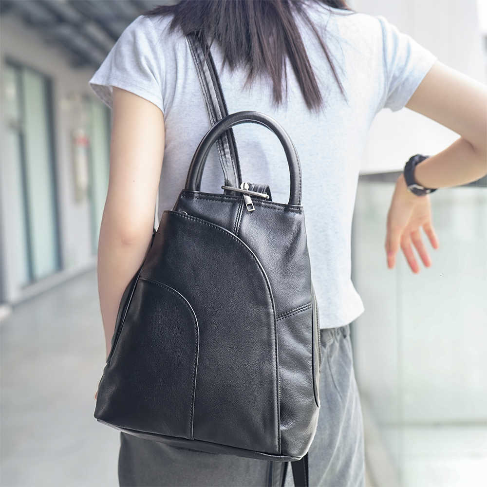 Leather Backpack Style Women Genuine Backpack Anti-theft Zipper Travel Rucksack Soft Cowhide Handbag Versatile Daily Shoulder Backpack H260922
