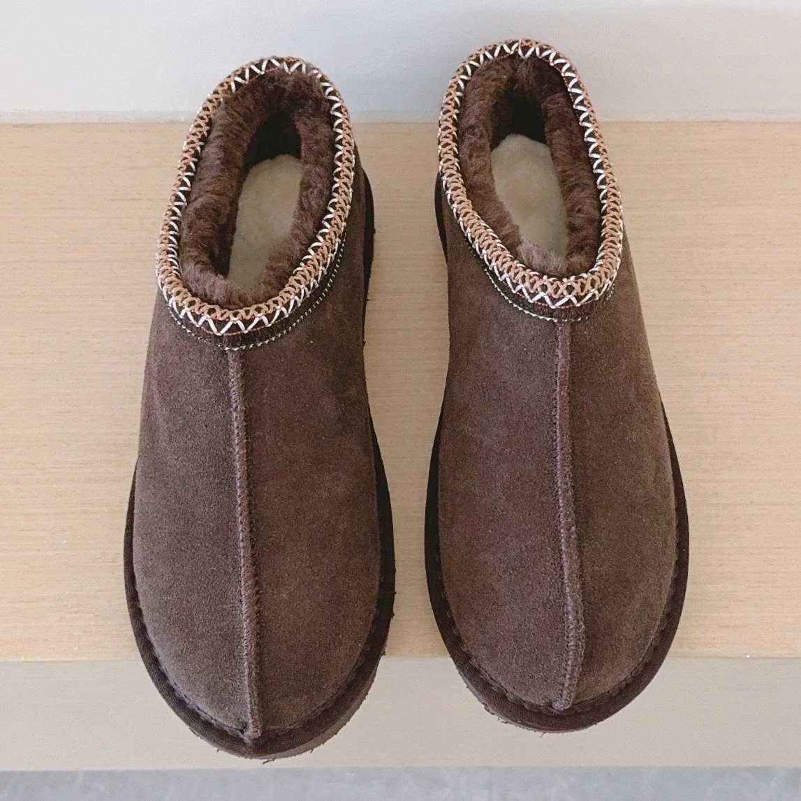 Winter Women Men Genuine Cow Leather Snow Boots New Design Lady Ultra Mini Fur Lined Warm Shoes Cotton Slippers Xmas Ankle Boots T260922