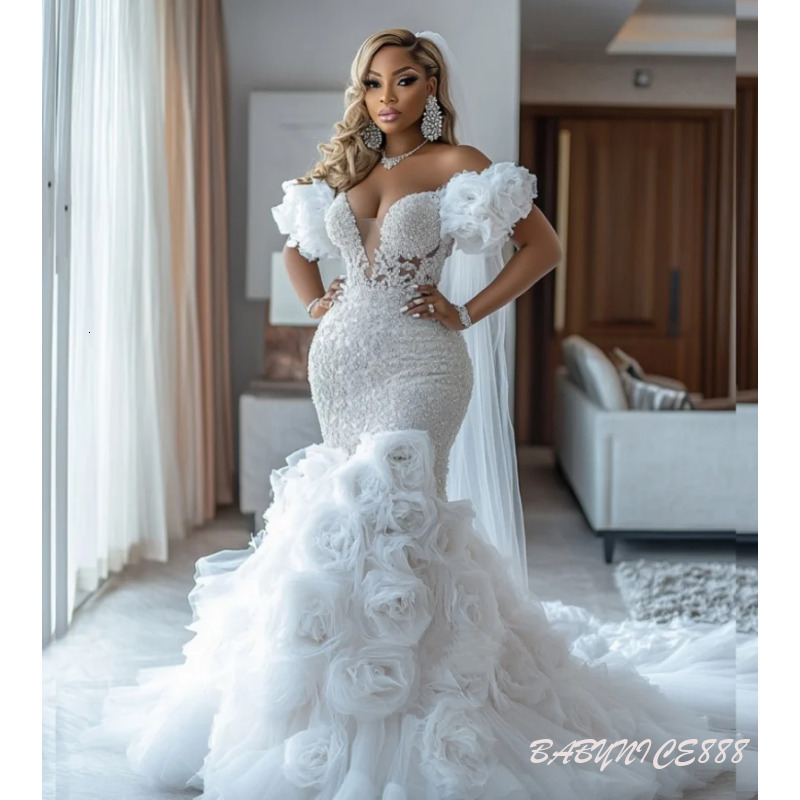 African Luxury Mermaid Wedding Dress Exquisite Handmade Flower Lace Bride Gowns Pleat Layered Plus Size Robes de mariage 917