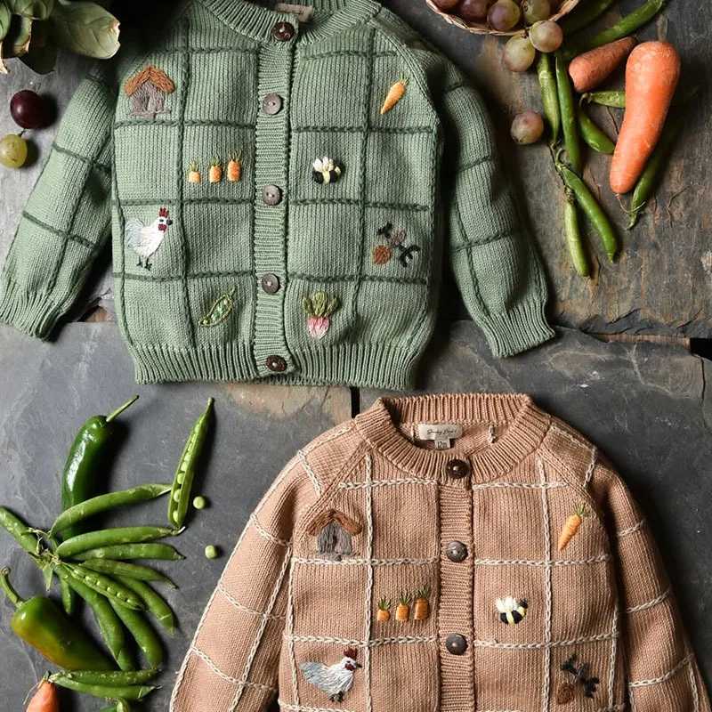 New Winter Pullover Children's 2025 Knitted Heavy Duty Embroidered Wool Long sleeved Sweater Coat C260921