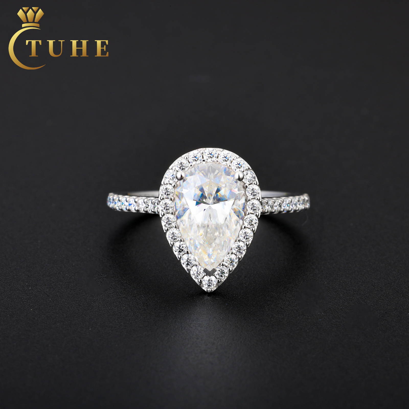 Luxury Wedding Jewelry Wholesale Custom 925 Sterling Silver 2ct Pear Cut VVS Moissanite Diamond Engagement Ring for Women