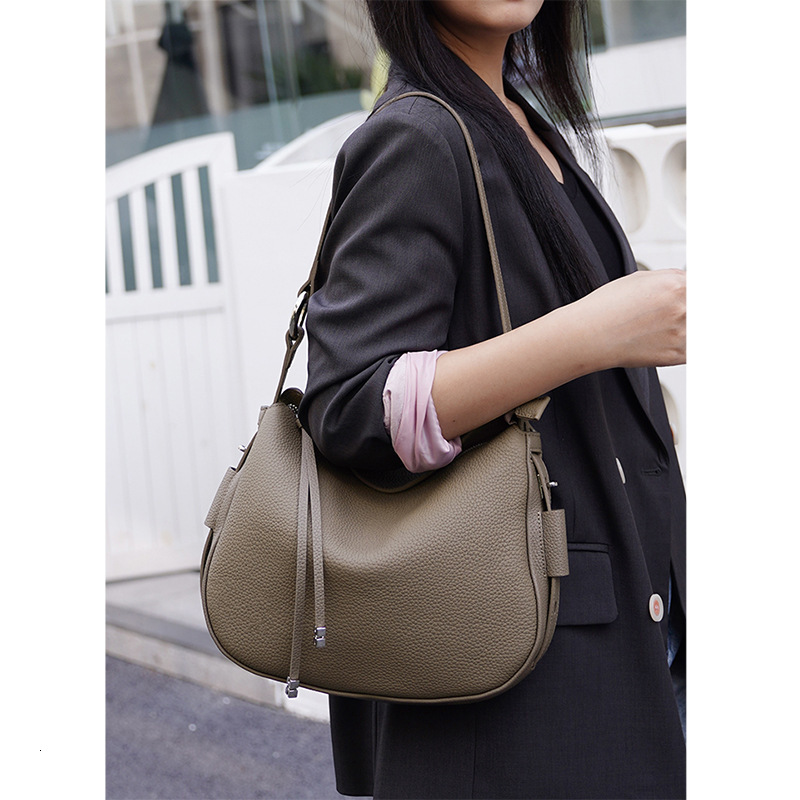 Niche Design New Popular Fashion Simple Shoulder Bag Senior Sense Of Head Layer Cowhide Versatile Women's Bags Suotong260922