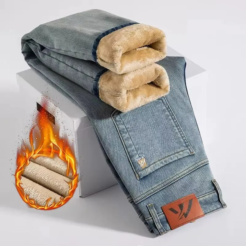 Jeans ispessiti in pile da uomo invernali 2025 Pantaloni casual dritti blu retrò Stretch Pantaloni in denim caldo di velluto premium 260922