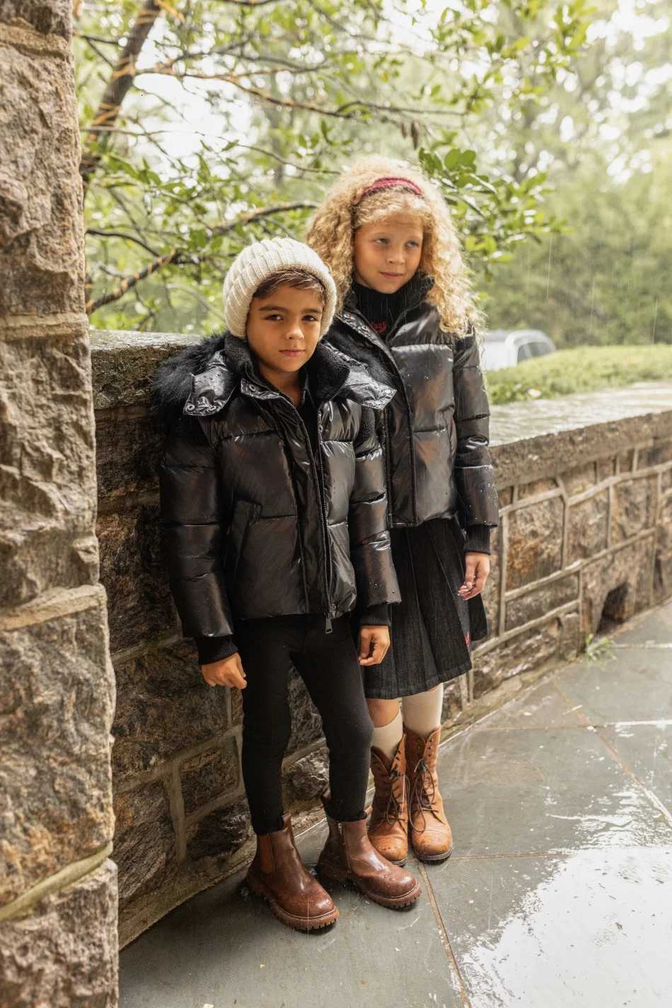 Clothing Sets AP 2026 AW winter coat with Sherpa Teddy fleece trim filling white duck down kids outwear Waterproof material children snow wear X2609