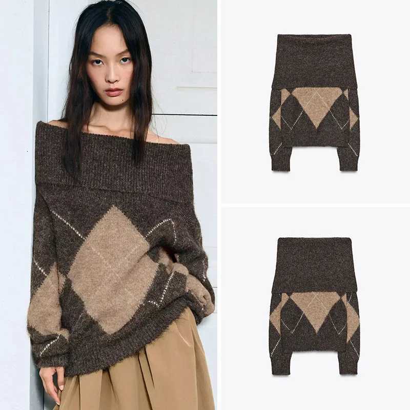 Women's Sweaters New Autumn Women's Knitted Long sleeve Straight Tube Shoulder Bared Pattern Casual Style Fashionable Top D260923