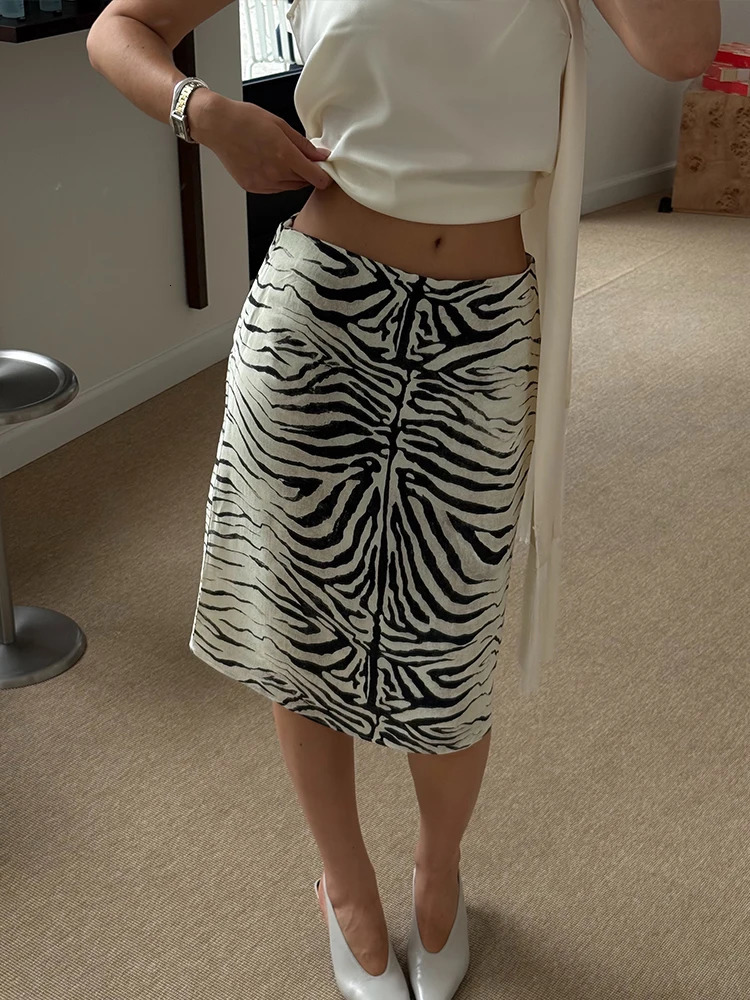 HH Vintage Zebra Print Midi Skirt Womens 2026 Autumn Low Waist Y2K ALine Elegant Sexy Girl Casual 260923