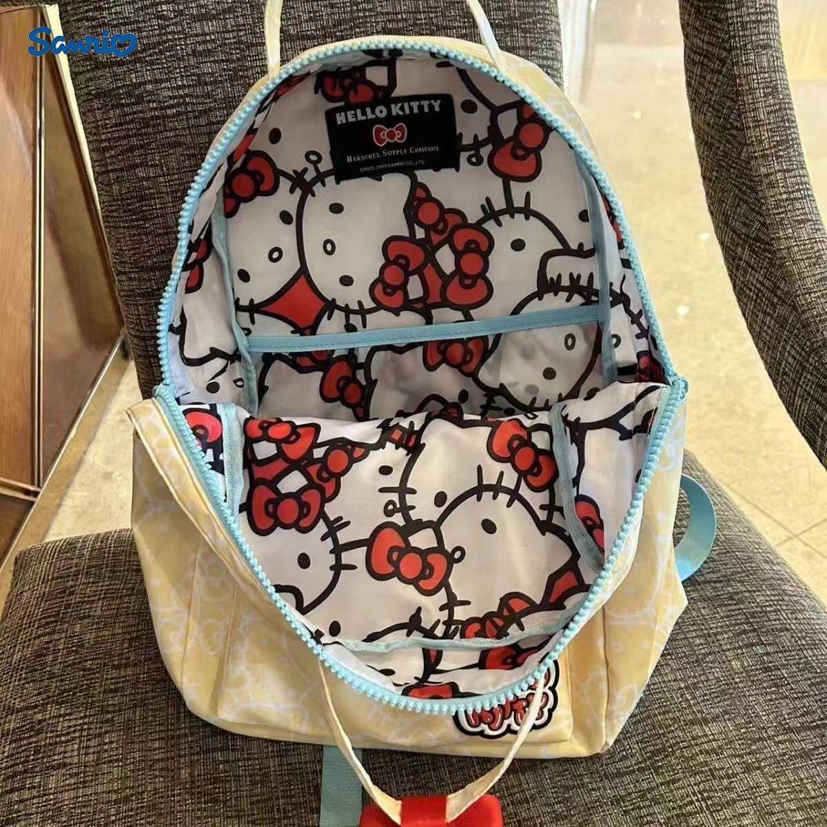 Sanrio Backpacks 2024 New HelloKitty Co branded Nova Trendy Backpack Girl Cute Lightweight Backpack Student backpack L260923LJHZ