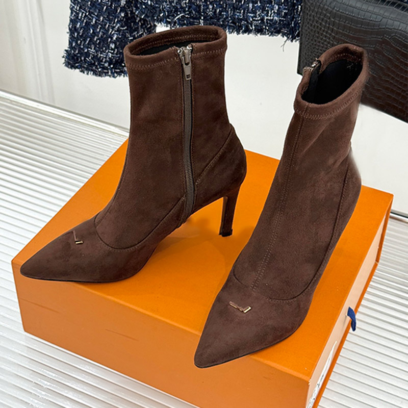 Designer Gala Ankle Boots High Quality Suede Baby Goat Leather Outsole Elegant Zipper Womens Shoes Pattern Decoration Toe Short Boots